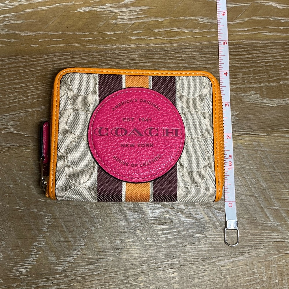 Coach Dempsey Small Zip Around Wallet NWT Orange and Pink - Picture 9 of 12